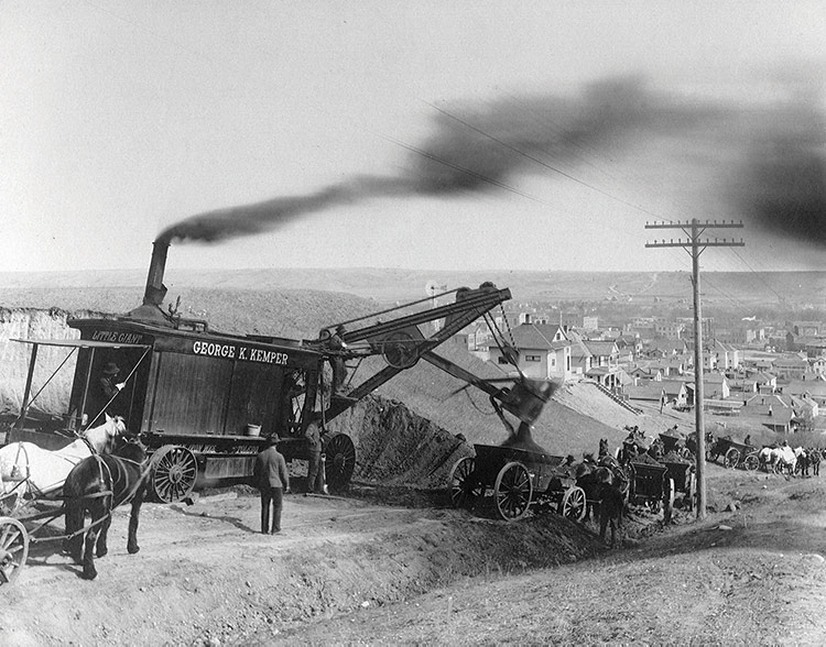 Kemper Construction Company's steam shovel in early 1900s