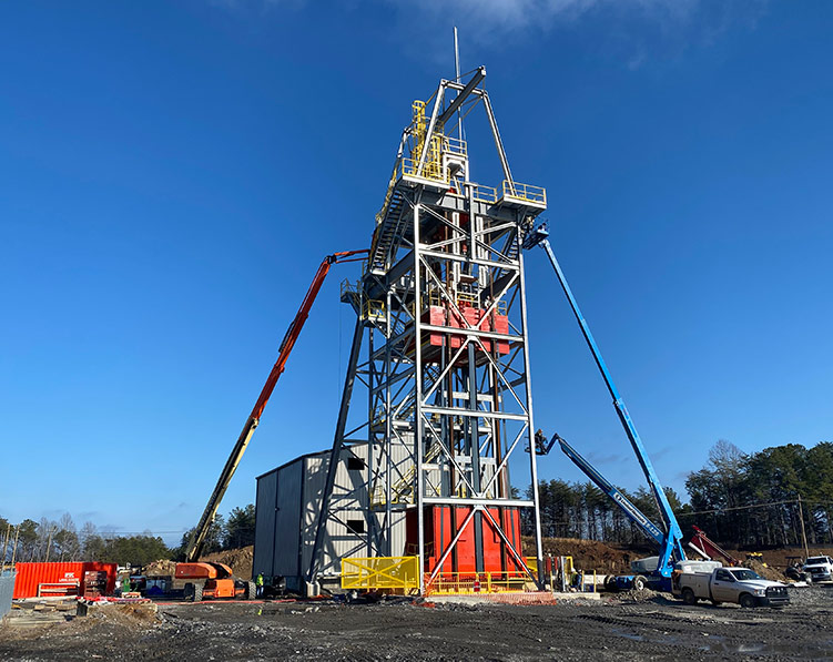 warrior met 4-17 4 north service cage and headframe installation