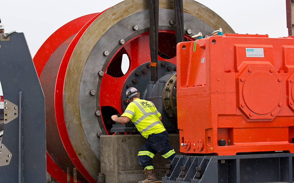 mine equipment routine maintenance and emergency repair